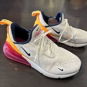 Nike Air Max 270 - Women 8.5